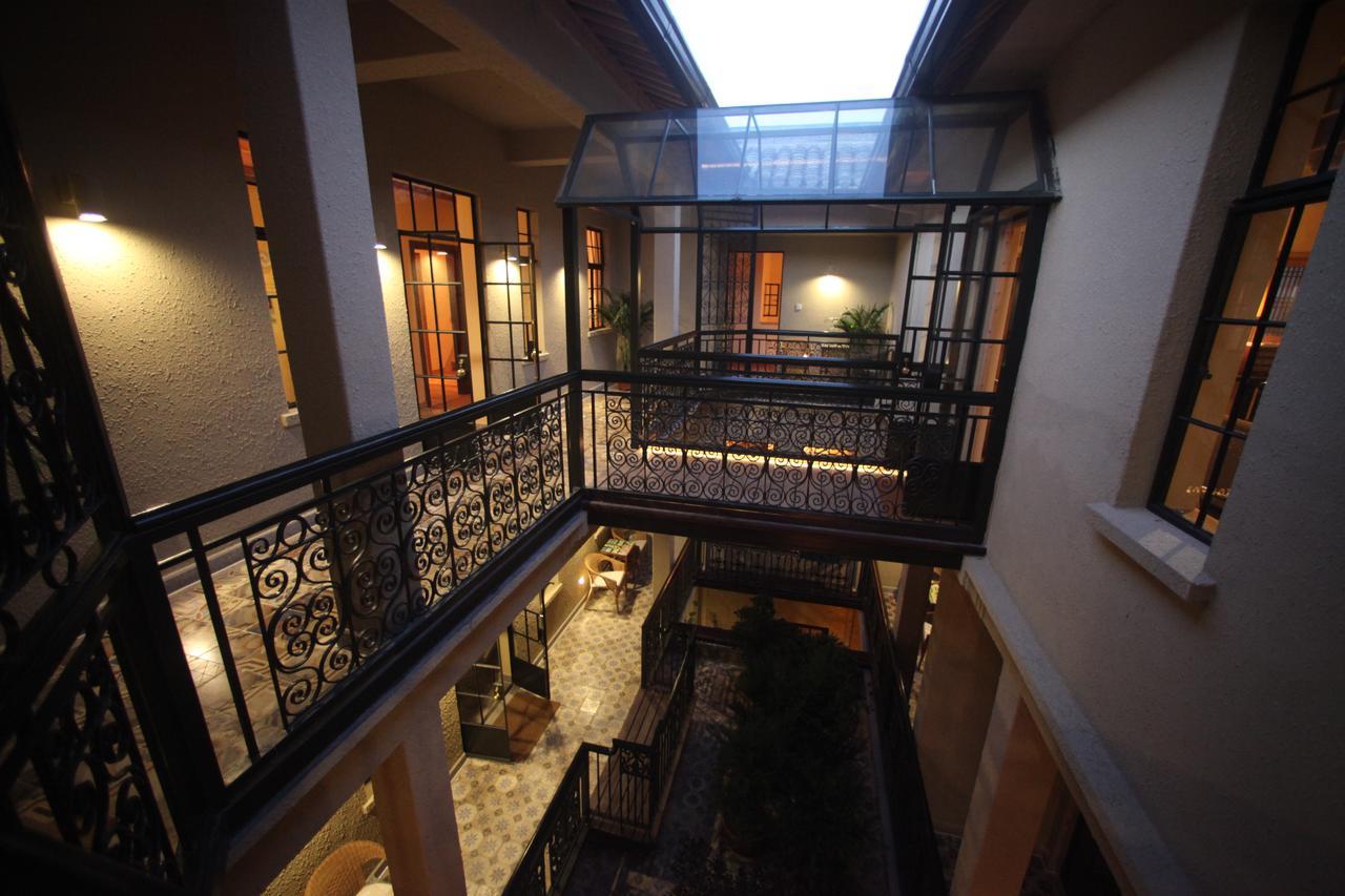 Imperial Guard Boutique Hotel御前侍卫艺术精品酒店 Yi (Anhui) Экстерьер фото